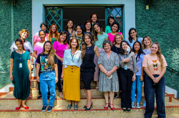 Em comemoração ao Dia da Mulher, AFESU oferece Workshop de Estilo para as colaboradoras